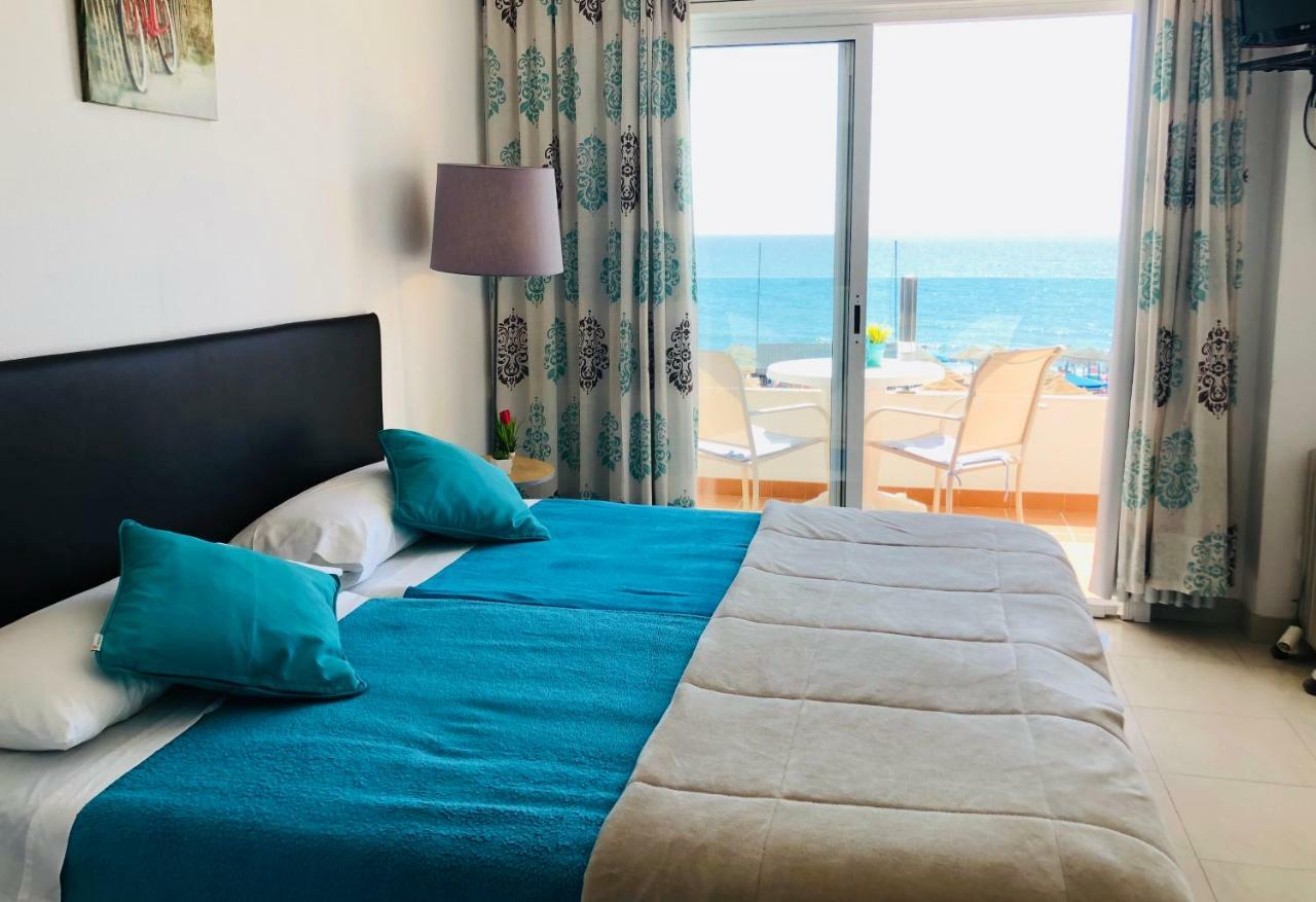 Apartamentos Carolina Torremolinos Bagian luar foto